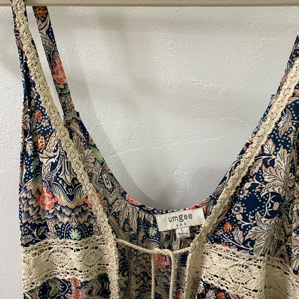 Statement Tank High-Low Cover-Up - Picture 6 of 7
